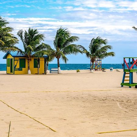 Carol'S Cabanas Placencia Exterior photo